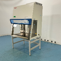 Thermo HERAsafe KS 3' BioSafety Cabinet image 1